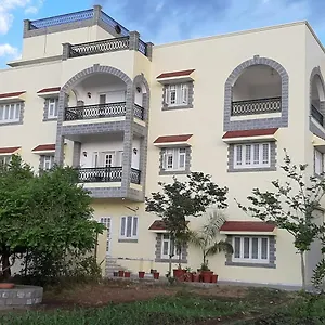 Casa Romana-spacious With Scenic Views Villa